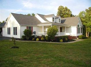 446 Oak Shadow Ln, Benton, KY 42025