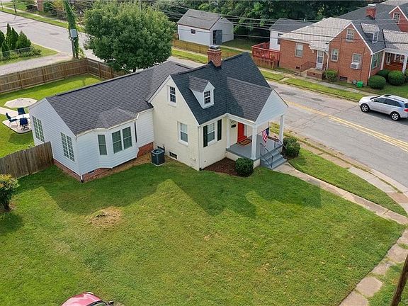 4th image of 3719 Floyd Ave