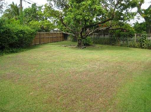 4th image of 9050 SW 59th St
