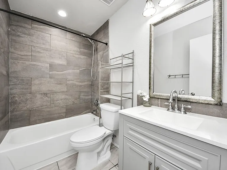 17011 Dusty Mill Dr W — Photo 16