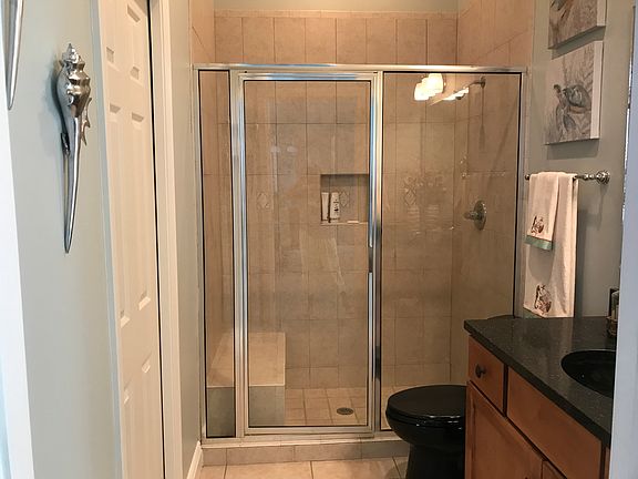 Bath off of LR & office