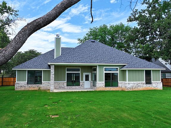 2nd image of 129 CHINABERRY HILL