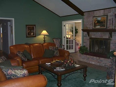 4th image of 1904 Glenbrook St