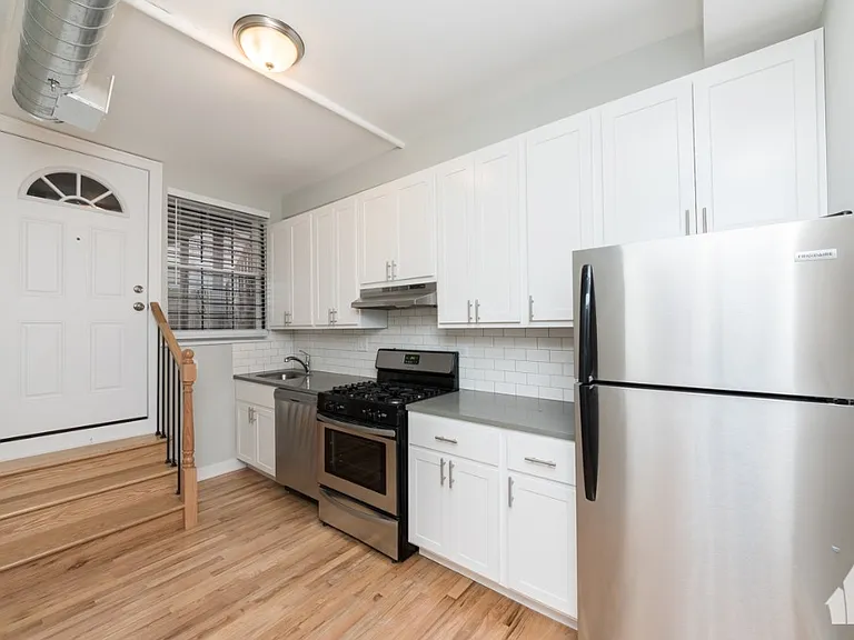 2453 W Logan Blvd #1 — Photo 2