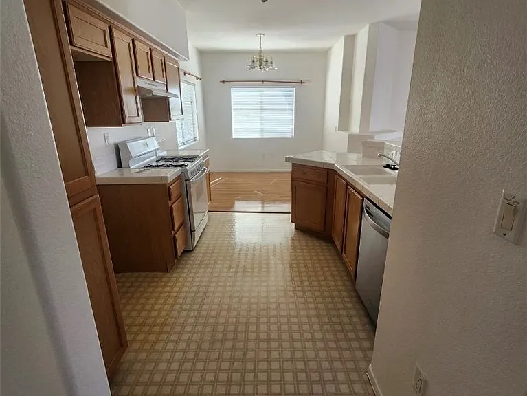 8501 W University Ave #2029 — Photo 6