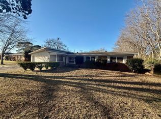 109 Commander Dr, Longview, TX 75605