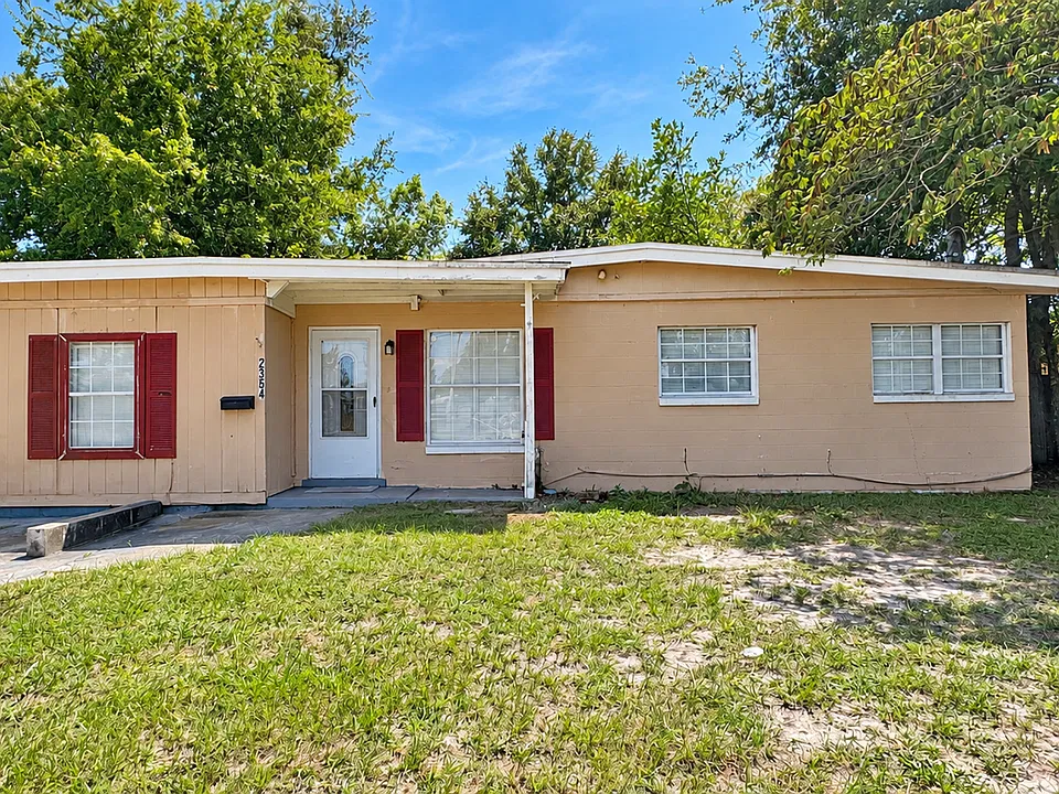 2354 Leonid Rd