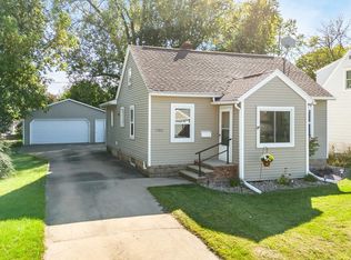 1703 W Summer St, Appleton, WI 54914