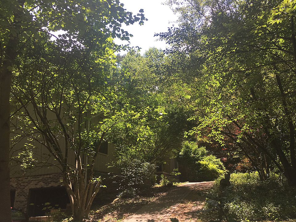 1st image of 404 S David Ln