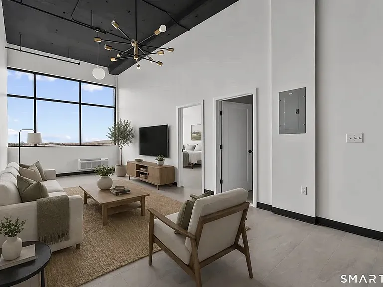 475 Myrtle St #402 — Photo 3