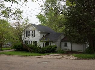 905 14th St, Corning, IA 50841