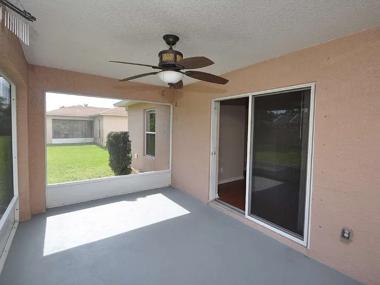 37 Louisburg Ln — Photo 15