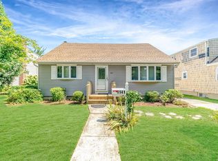 1141 Harrison St, Bellmore, NY 11710