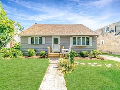 1141 Harrison Street, Bellmore, NY, 11710