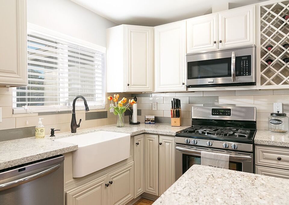 1st image of 10203 Woodrose Ave