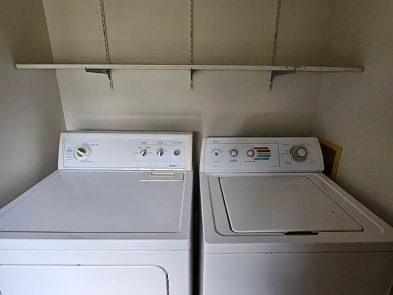 4 Clarissa St #2 — Photo 12