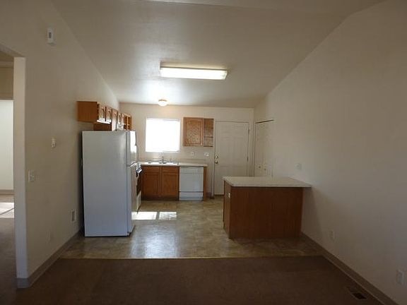 3rd image of 1700 N Reading Ave APT K