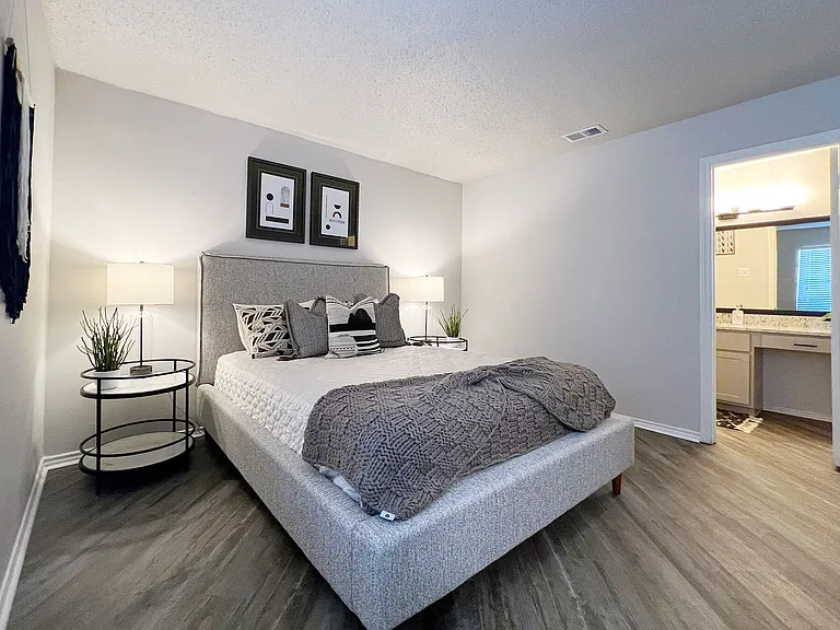 Ashwood Park Apartments — Photo 4