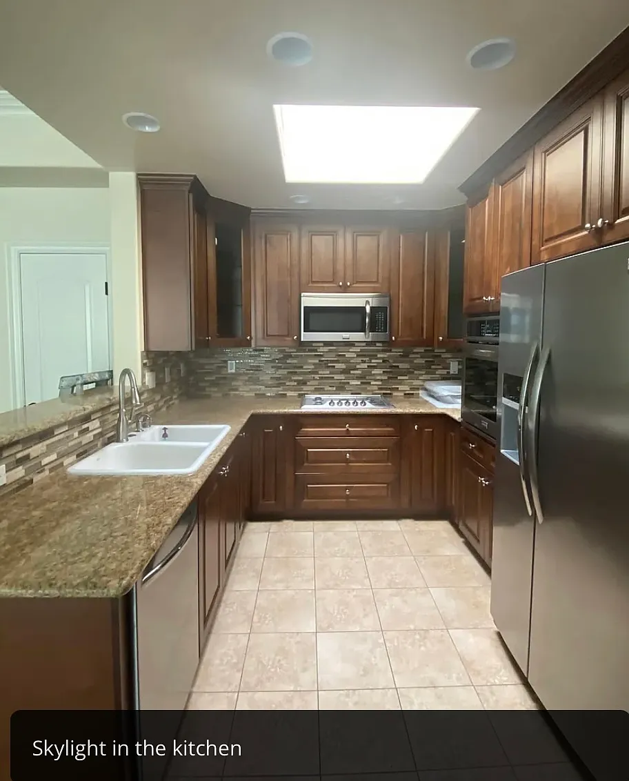 2 bed, $3,320 — Photo 4