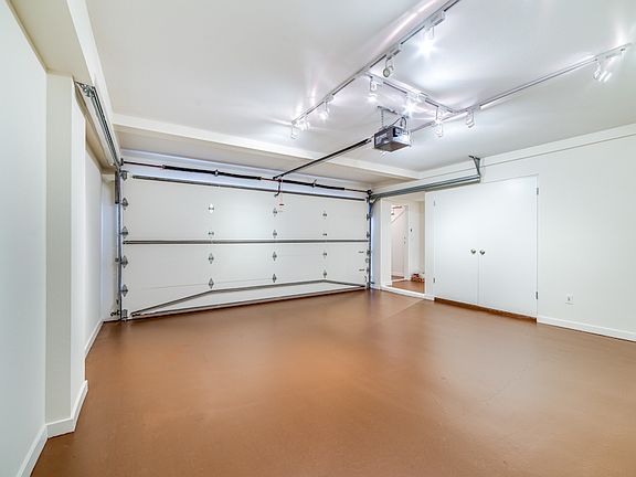 4th image of 691 Mildred Ave APT 2