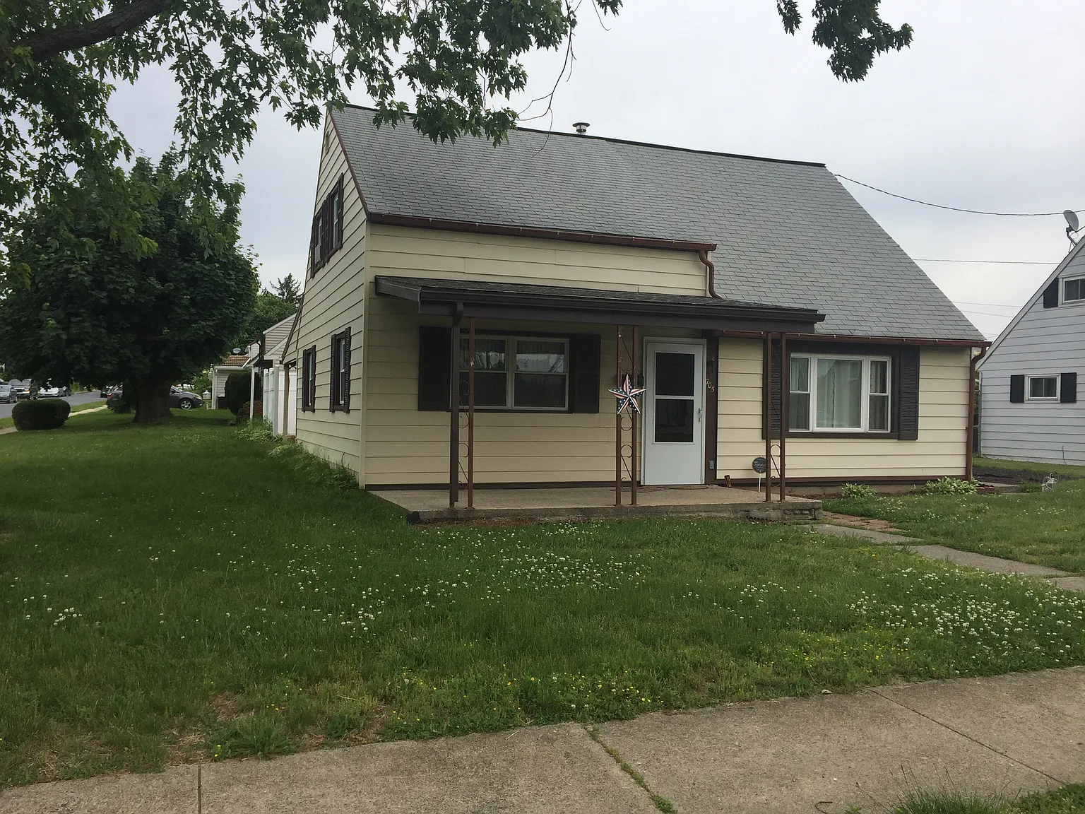 705 Wagon Wheel Ln photo 1