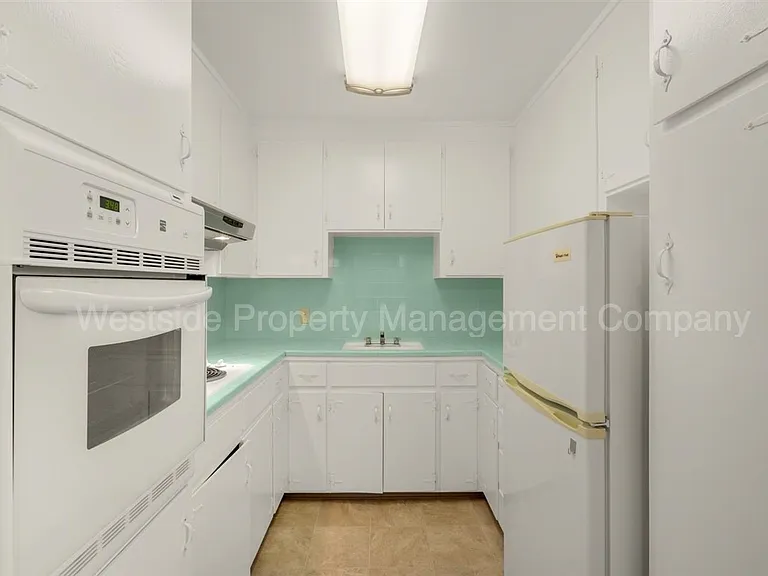 116 Towne Ter #1 — Photo 5