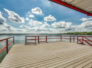 5200 Comanche Vis, Granbury, TX 76049