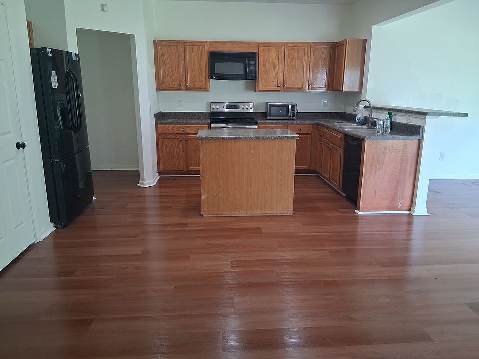 1st image of 4121 Alicia Ln