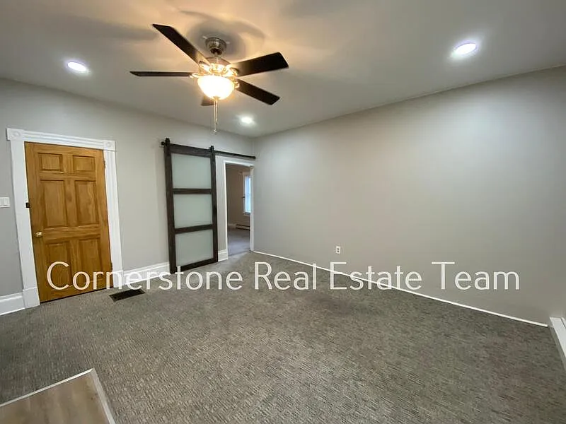 2406 W Kiowa St — Photo 4