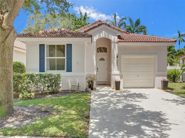5055 SW 150th Way, Davie, FL 33331