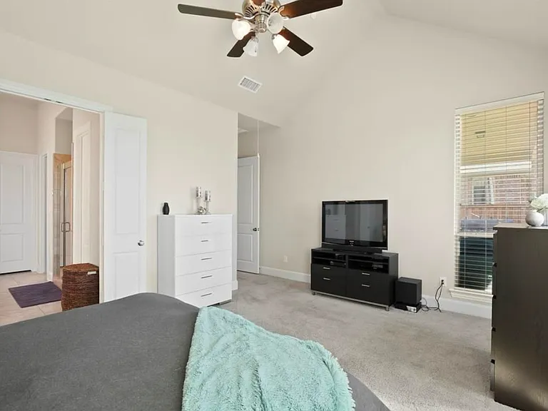 5665 Lightfoot Ln — Photo 18
