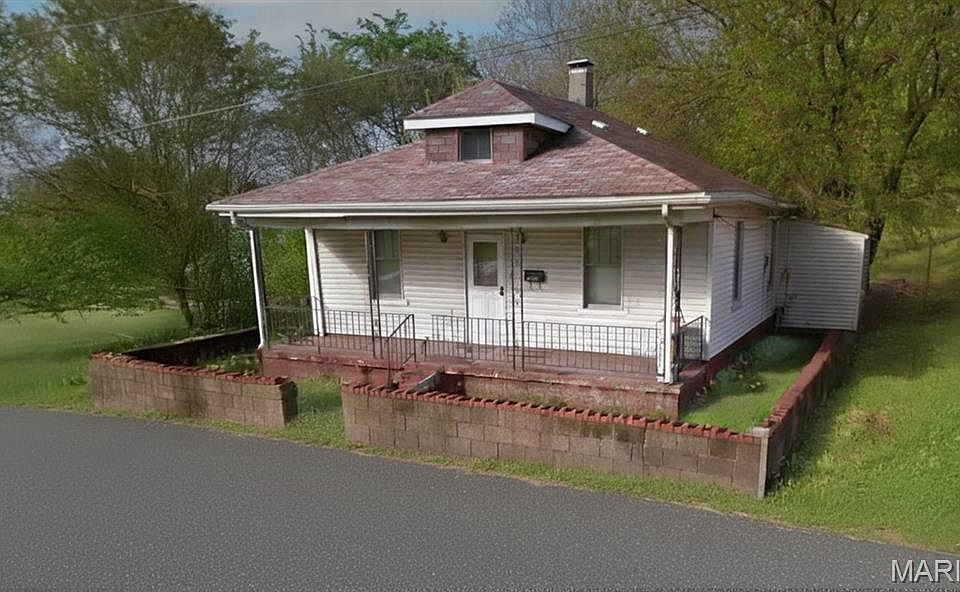 1st image of 4014 Piggott Ave