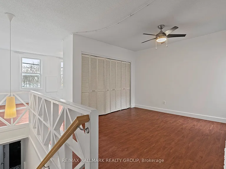 378 Booth St — Photo 14