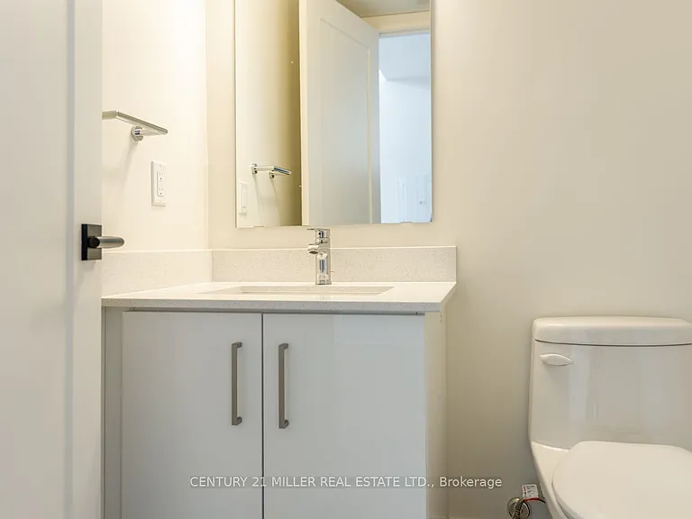 149 Richardson St #B — Photo 9