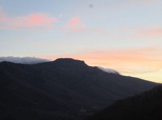 1353 Seven Devils Rd UNIT 205, Banner Elk, NC 28604