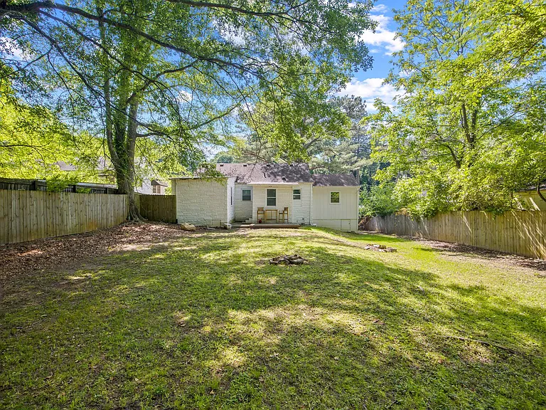 1346 Lorenzo Dr SW — Photo 29