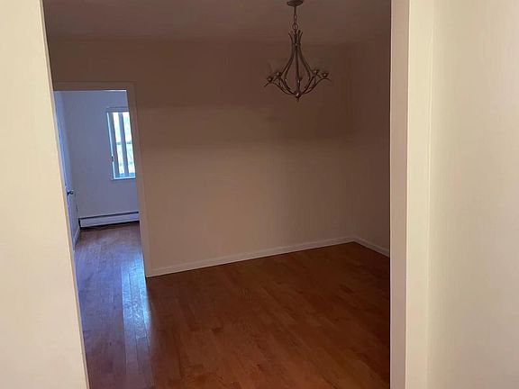 4th image of 1808 Clintonville St #1