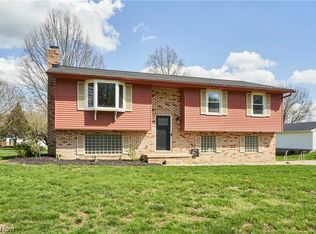 12036 Shoshone Ave NW, Uniontown, OH