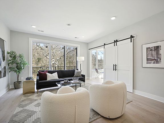 4th image of 2019 M St NE #7