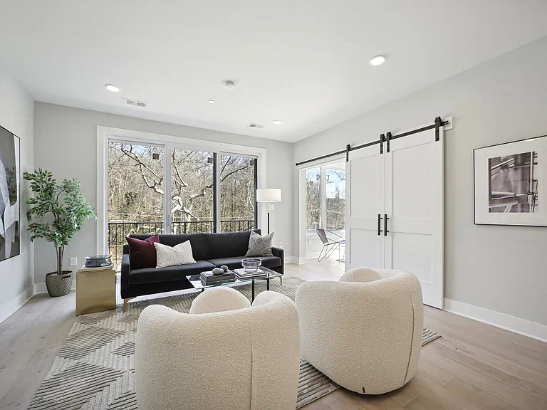 2019 M St NE #7 — Photo 4