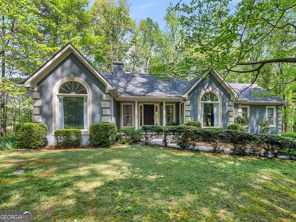 1st image of 136 Darwish Dr