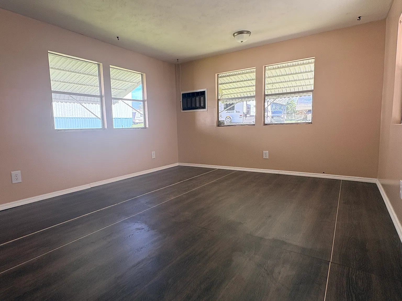 1 bed, 52 sqft, $850 — Photo 3