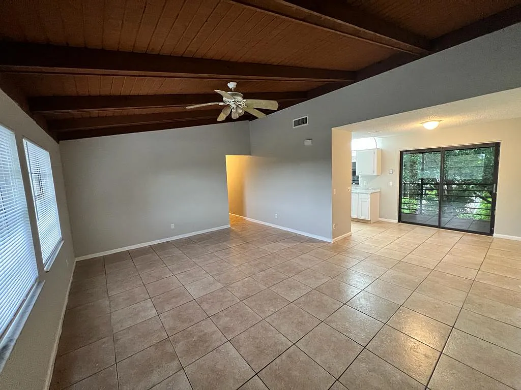 3 bed, $2,250 — Photo 3