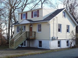 34 Matthew Ct, Landing, NJ 07850