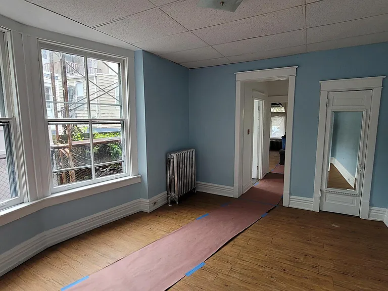 324 Spring St #1 — Photo 23