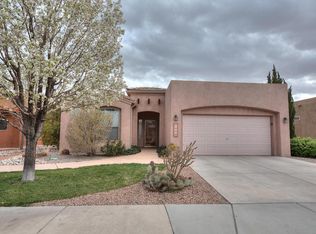 1008 Calle Corvo NE, Albuquerque, NM 87113