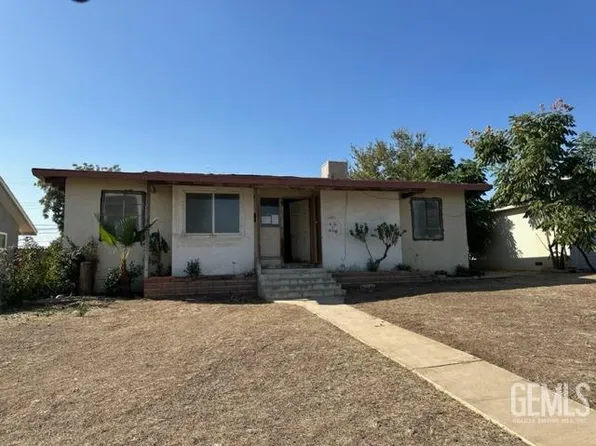 3012 Bucknell St, Bakersfield, CA 93305