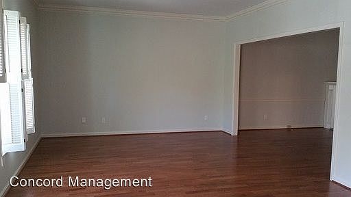 2nd image of 3D Fountain Manor Dr