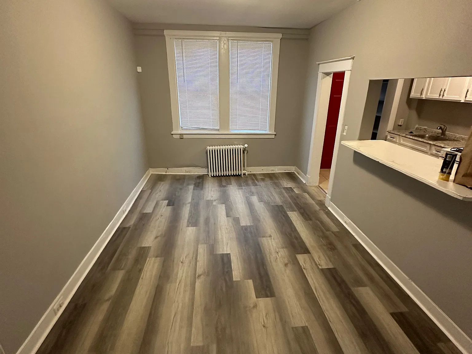 3 bed, 1.0 bath, $1,800 — Photo 3