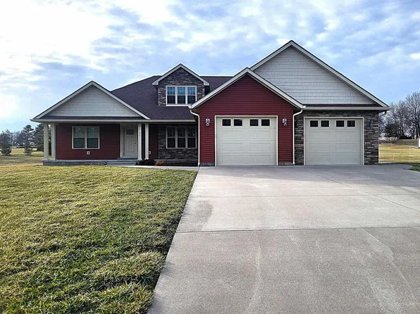 625 N Haag Rd, Montgomery, IN 47558